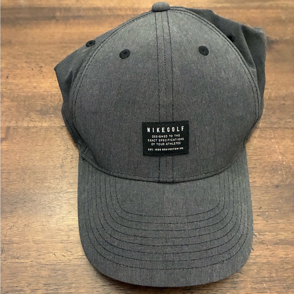 Nike Golf Hat Baseball Cap Gray Black Adjustable Dri-Fit
